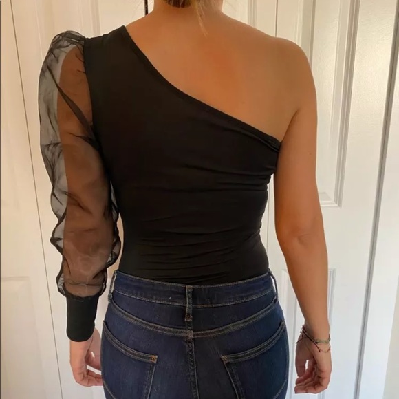 1 Left One Shoulder Puff Sleeve Black Bodysuit - Picture 7 of 7